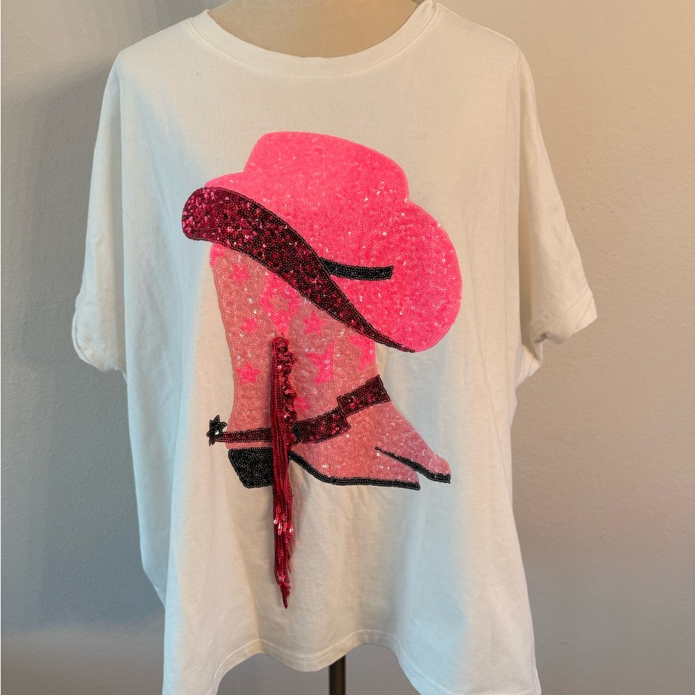 Fantastic Fawn Western Sequins Patch Oversized tee cowboy boots, fringe